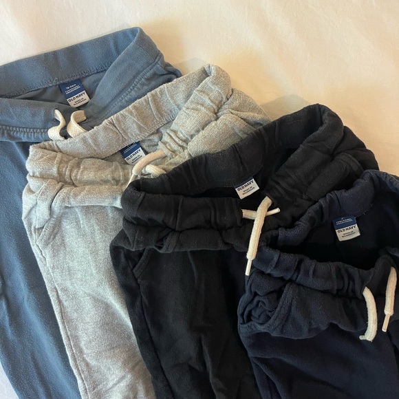 Lot of 4 Neutral Boys Sweatpants in 2T - Picture 3 of 3
